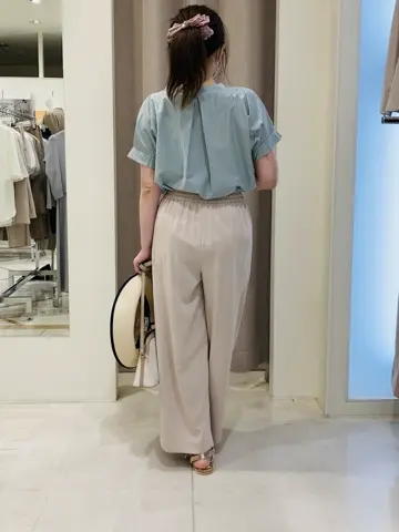 ANY SIS 川根　彩 コーディネート画像