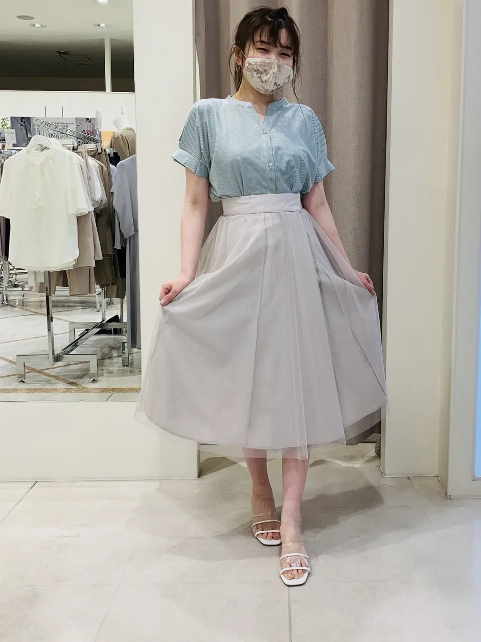 ANY SIS 川根　彩 コーディネート画像