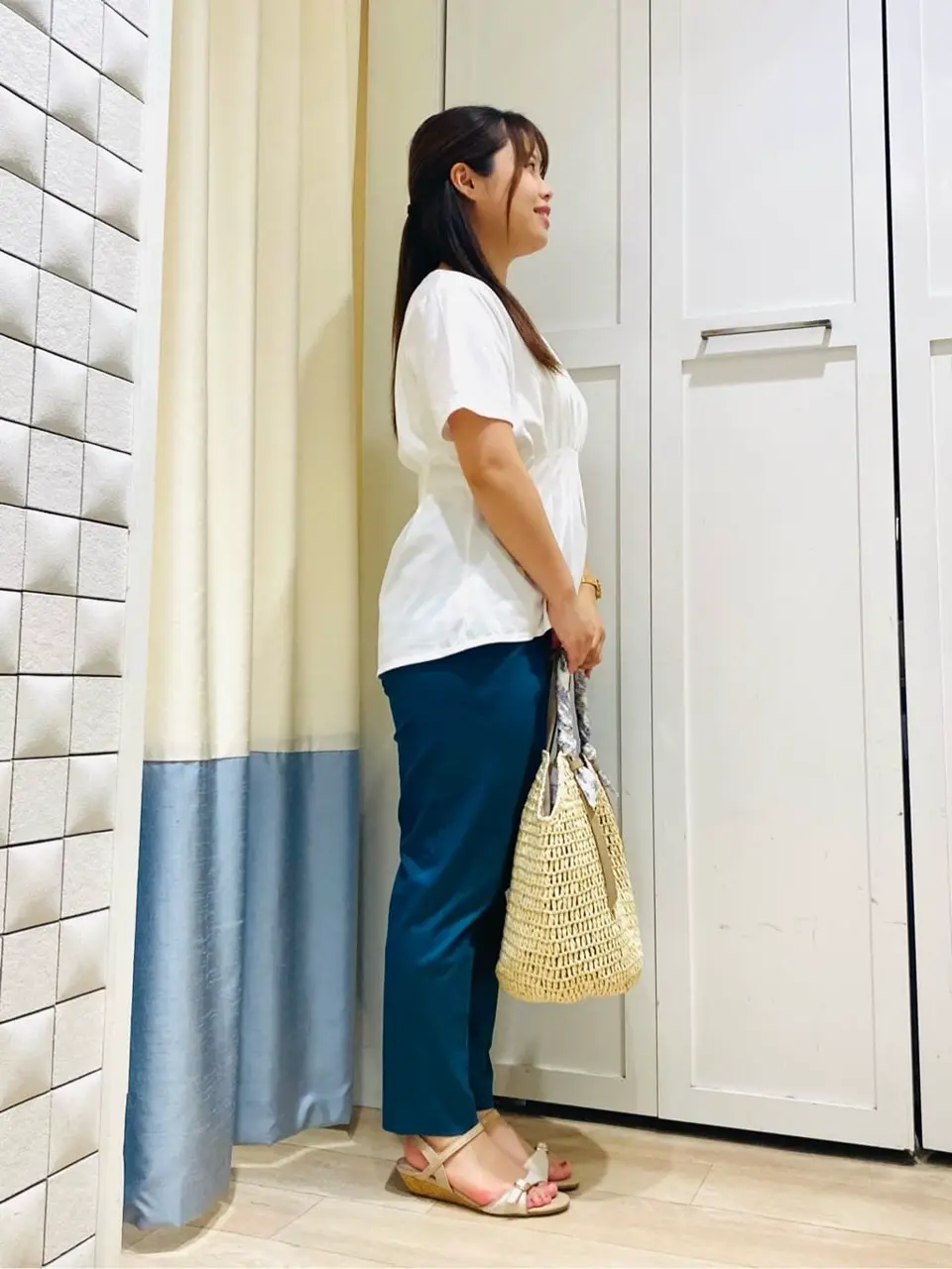 ANY SIS スタッフ コーディネート画像