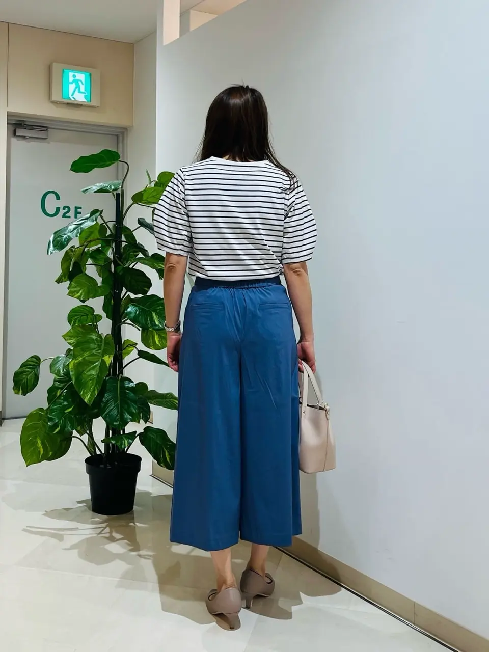 ANY SIS 石川 コーディネート画像