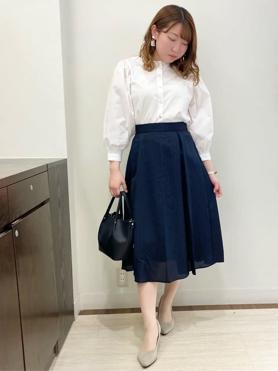 ANY SIS スタッフ コーディネート画像