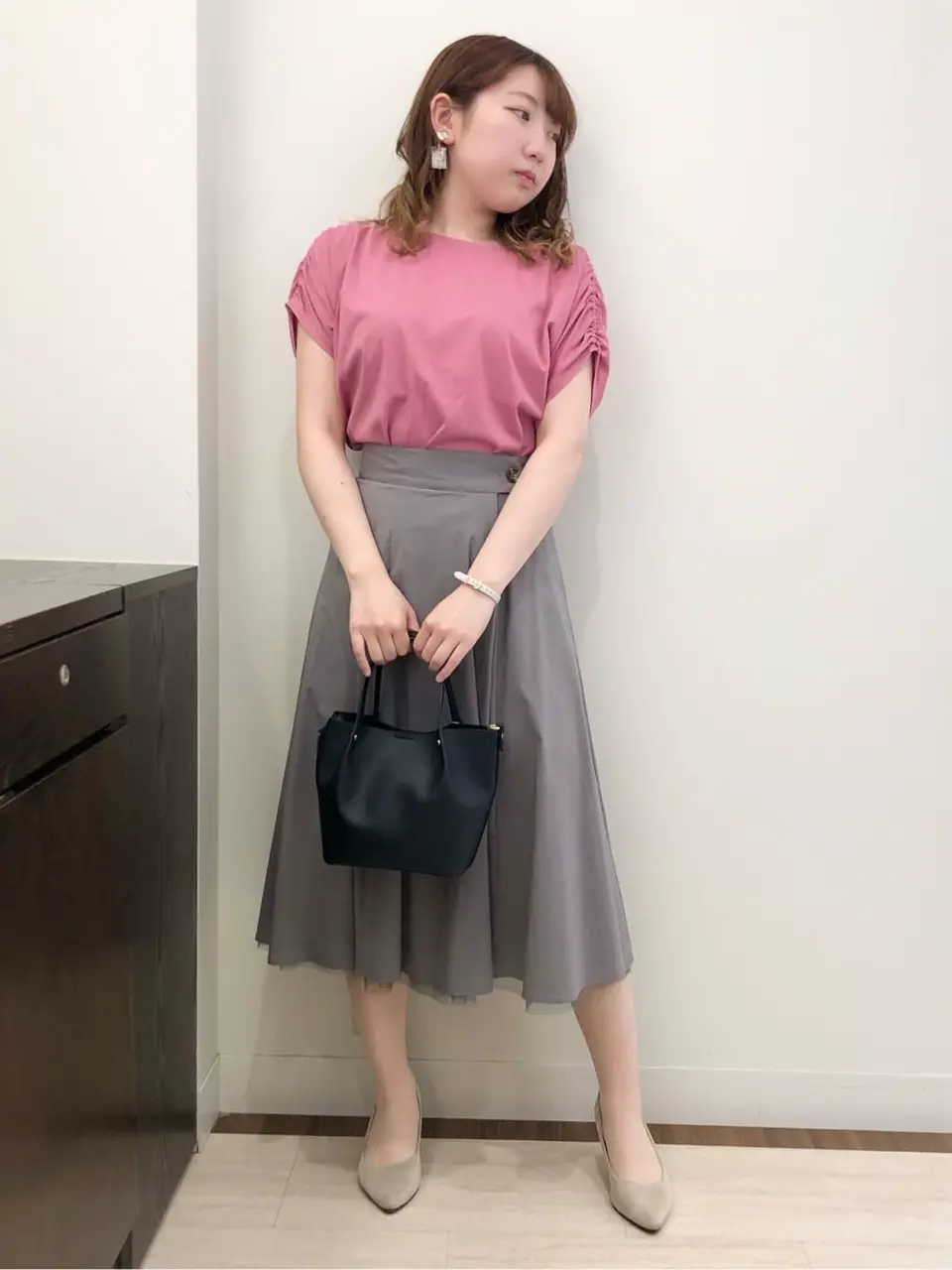 ANY SIS スタッフ コーディネート画像