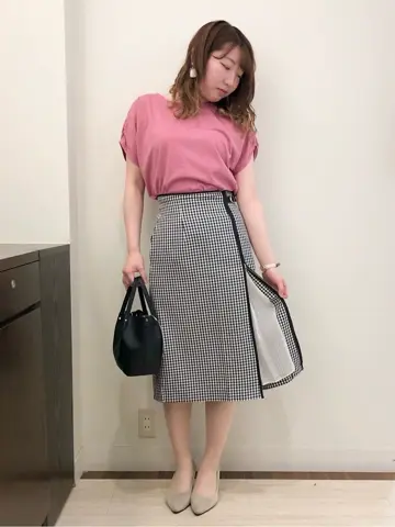 ANY SIS スタッフ コーディネート画像