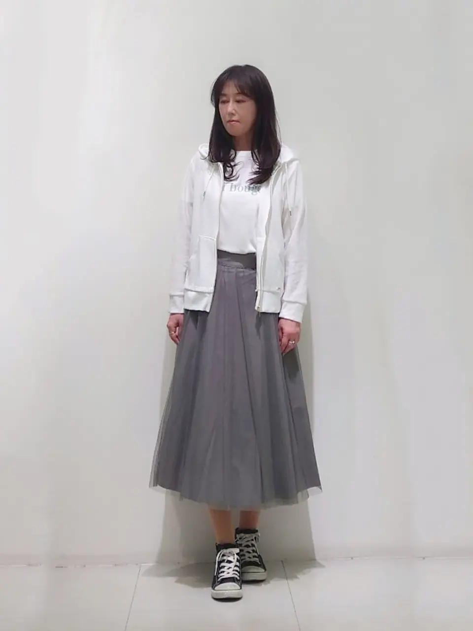 ANY SIS スタッフ コーディネート画像