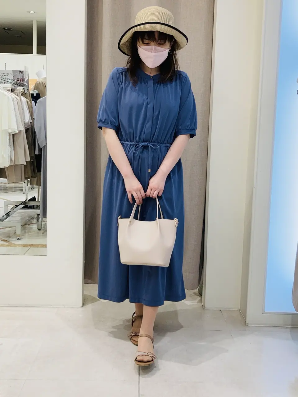  川根　彩 コーディネート画像