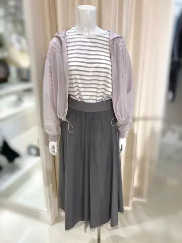 ANY SIS STAFF コーディネート画像