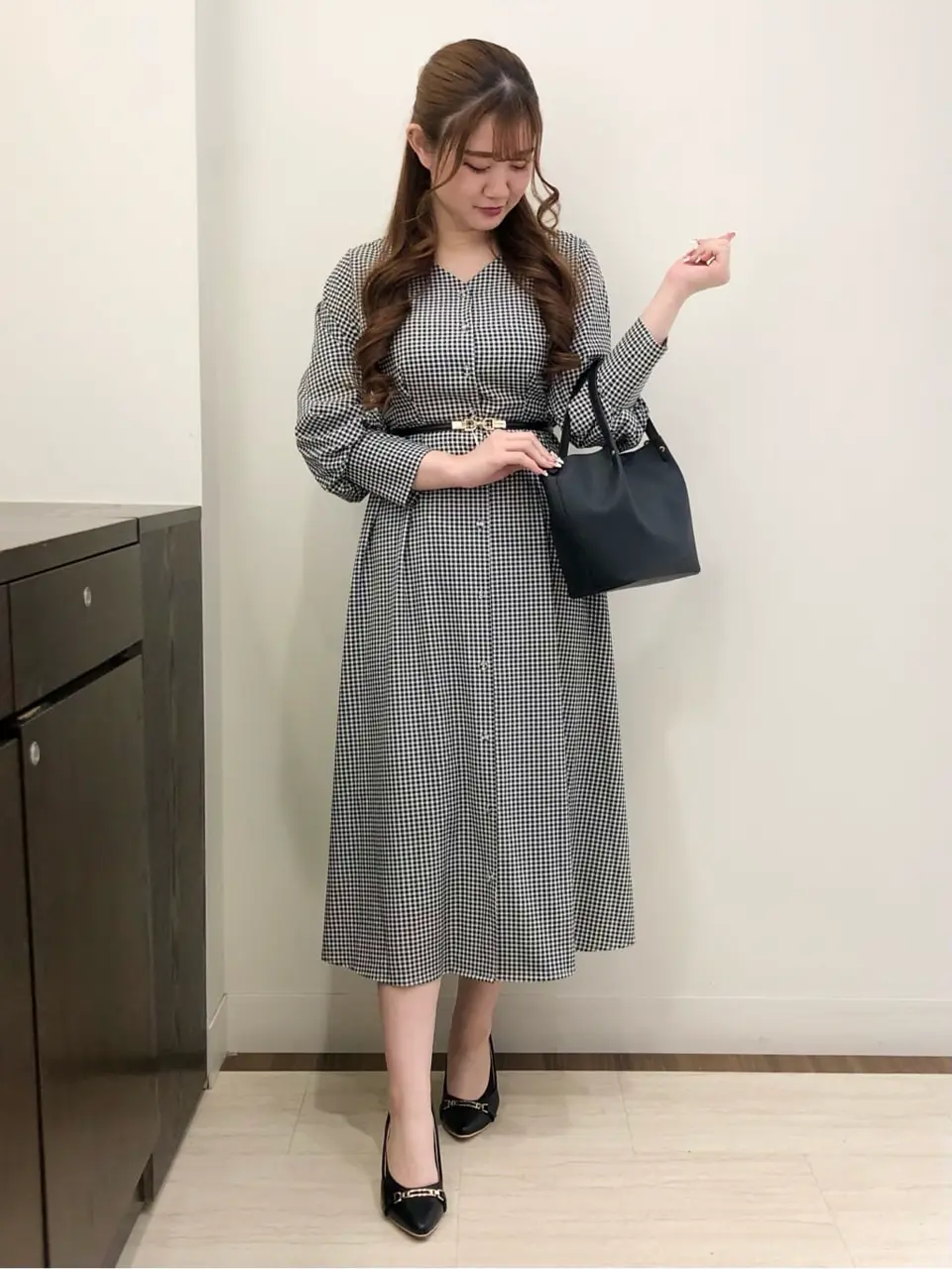 ANY SIS スタッフ コーディネート画像