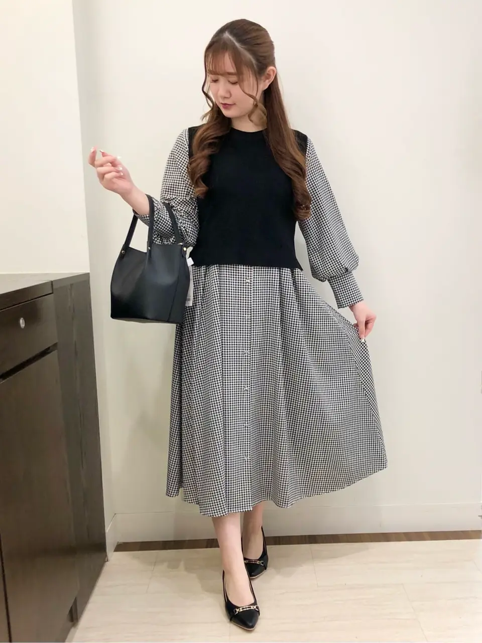 ANY SIS スタッフ コーディネート画像