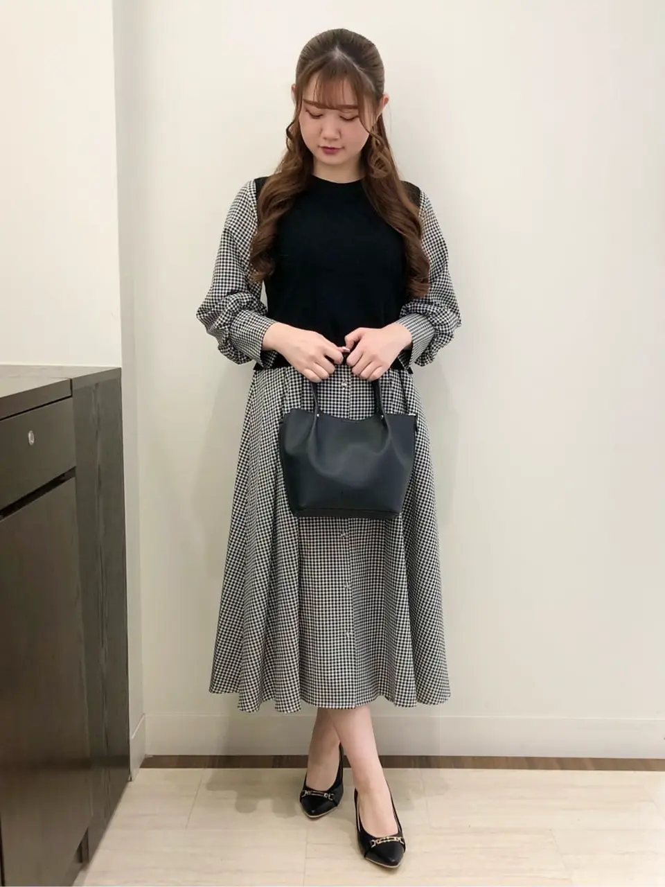 ANY SIS スタッフ コーディネート画像