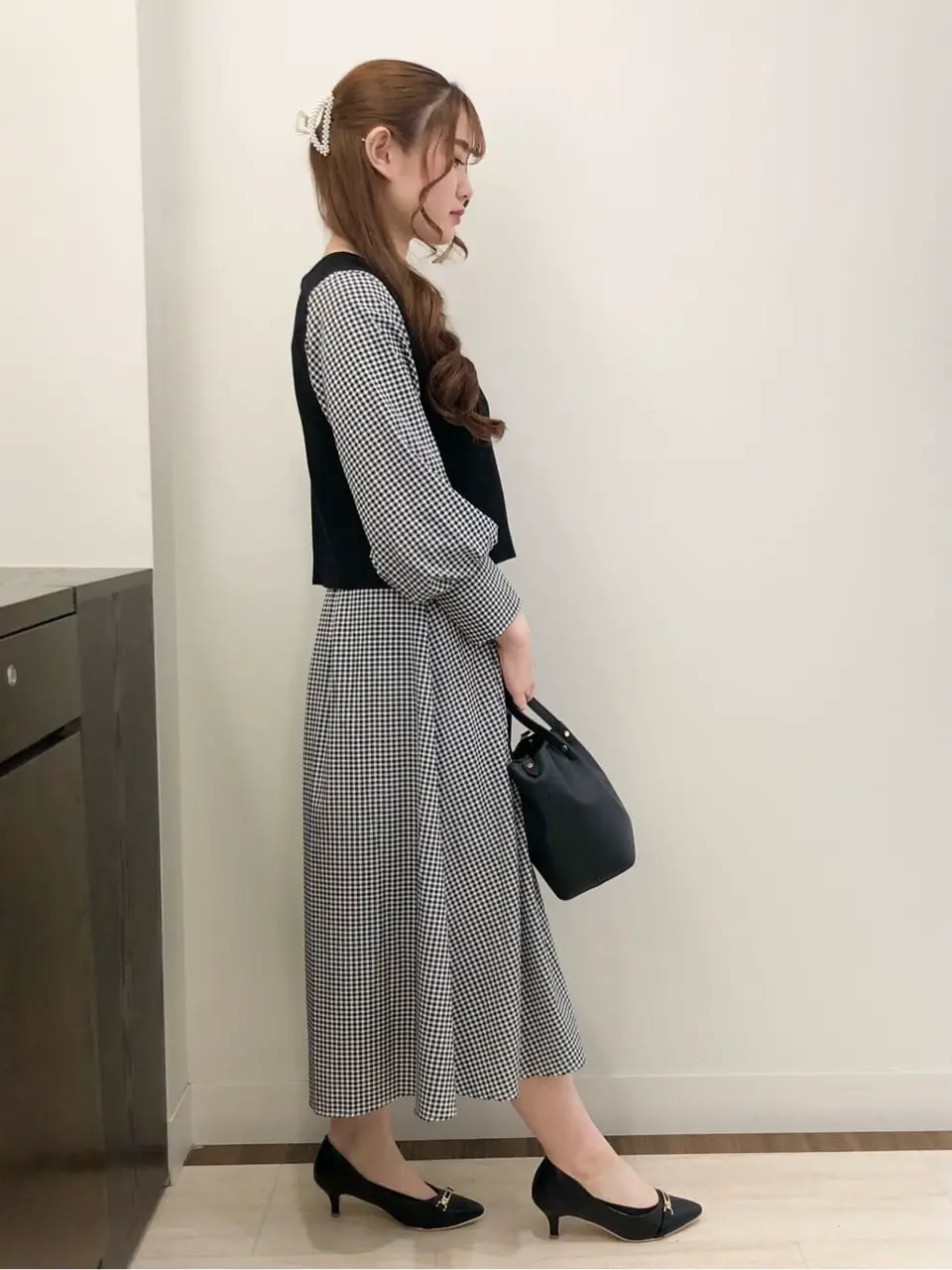 ANY SIS スタッフ コーディネート画像