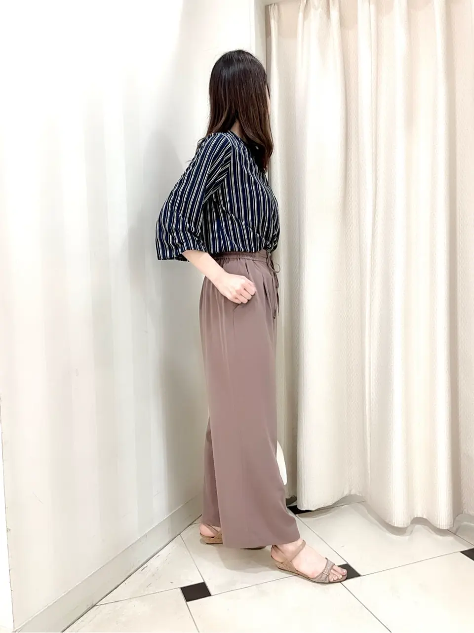 ANY SIS 金井 コーディネート画像