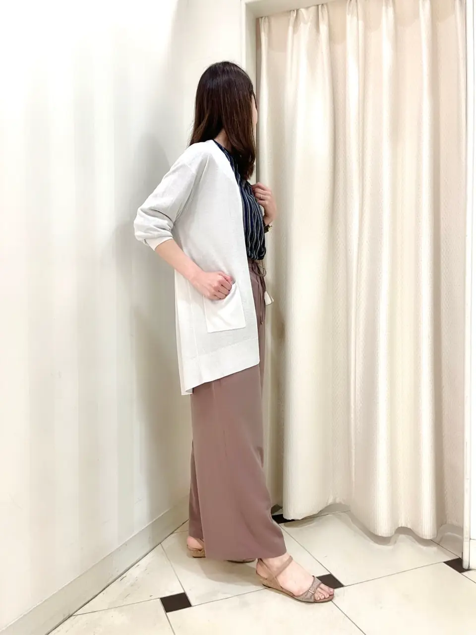 ANY SIS 金井 コーディネート画像