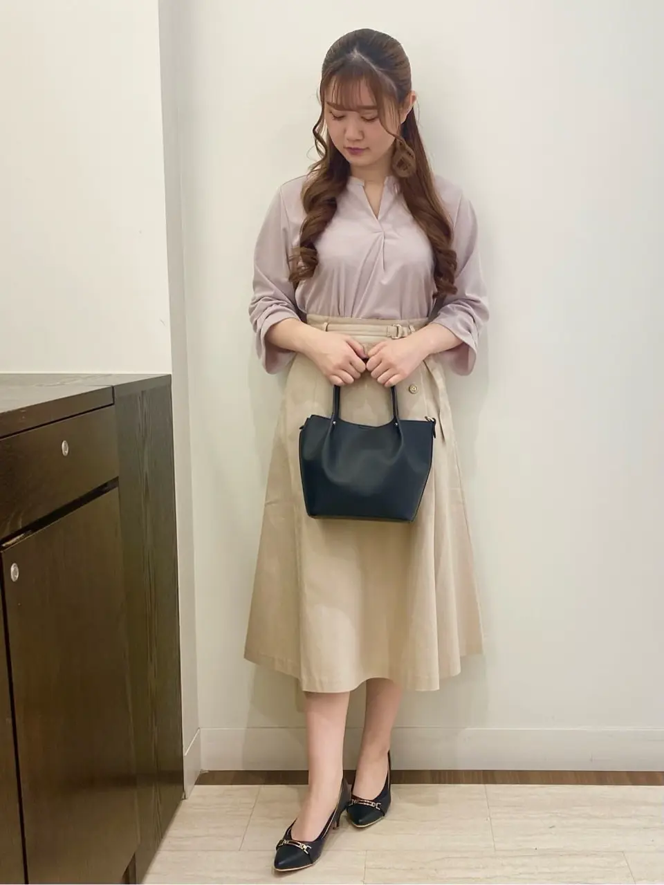 ANY SIS スタッフ コーディネート画像