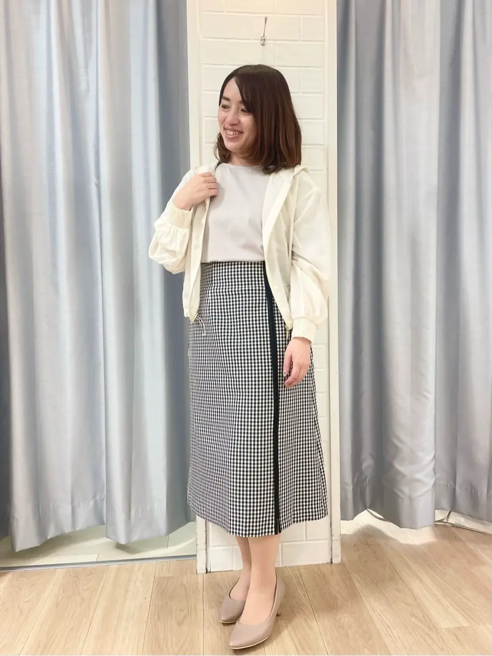 ANY SIS 丸岡 コーディネート画像