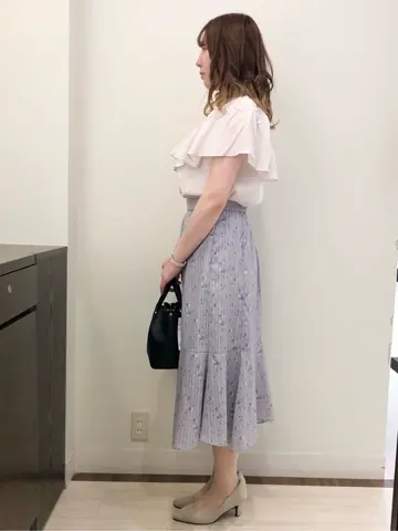 ANY SIS スタッフ コーディネート画像