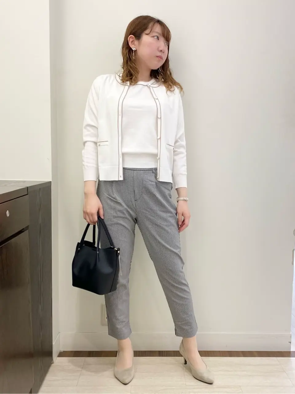 ANY SIS スタッフ コーディネート画像