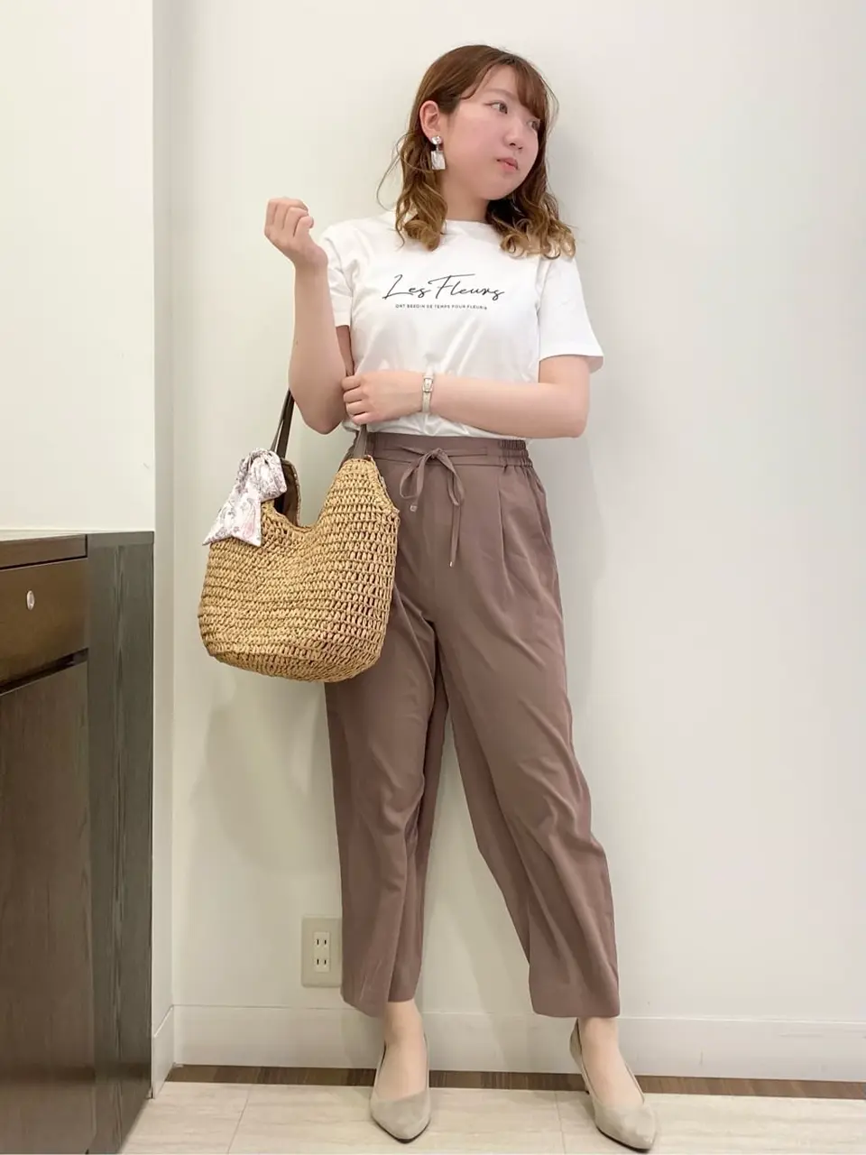 ANY SIS スタッフ コーディネート画像