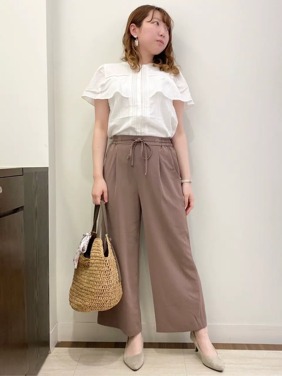 ANY SIS スタッフ コーディネート画像