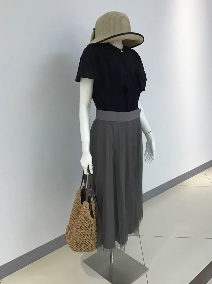 ANY SIS 橋本 コーディネート画像