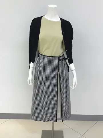 ANY SIS 橋本 コーディネート画像