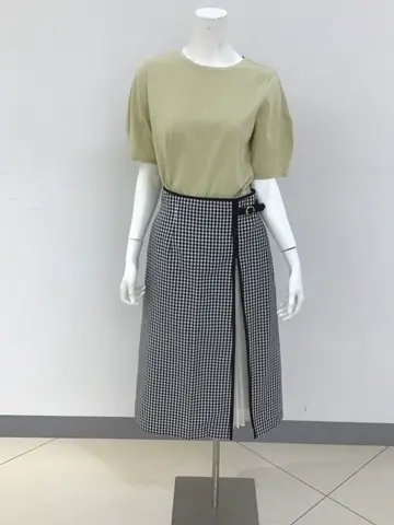 ANY SIS 橋本 コーディネート画像