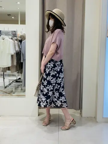 ANY SIS 川根　彩 コーディネート画像