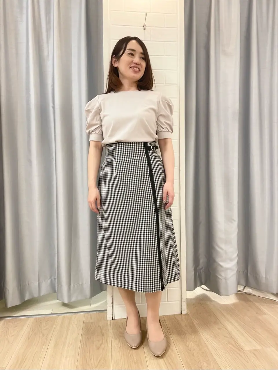 ANY SIS 丸岡 コーディネート画像