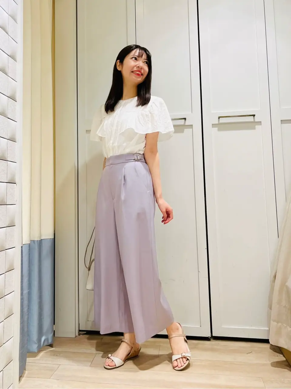 ANY SIS スタッフ コーディネート画像