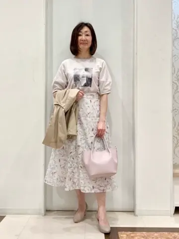 ANY SIS スタッフ コーディネート画像