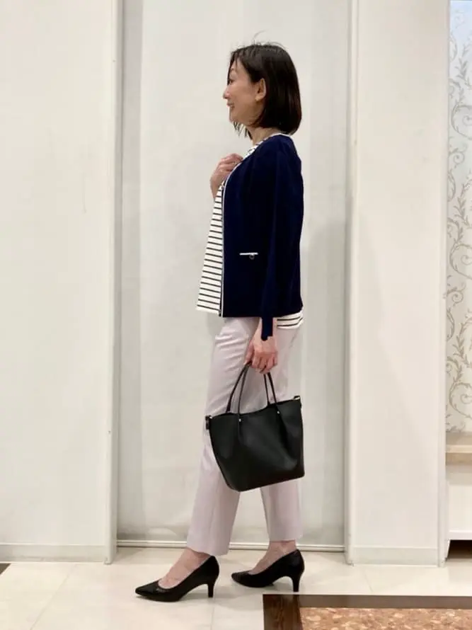 ANY SIS スタッフ コーディネート画像