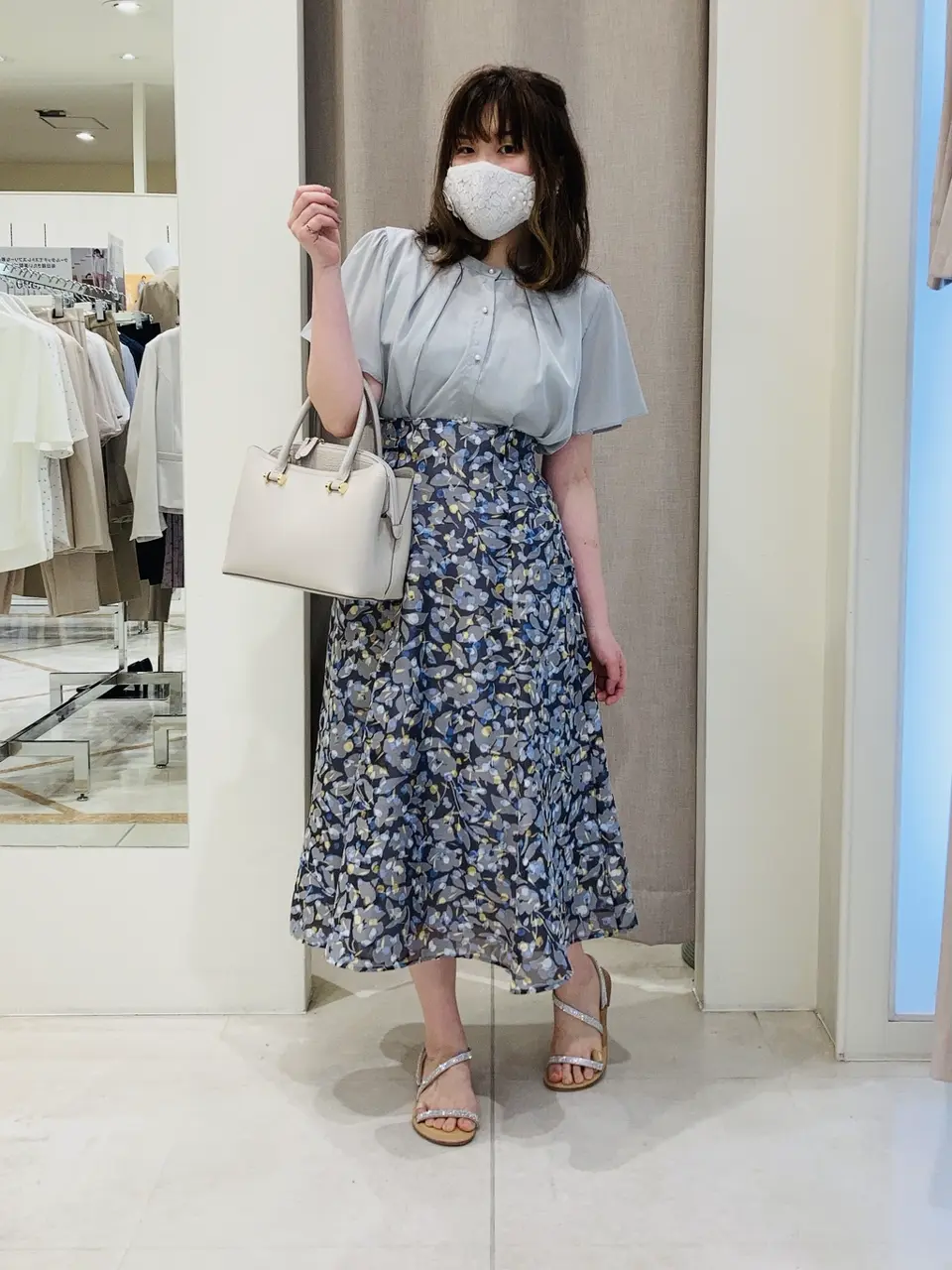  川根　彩 コーディネート画像