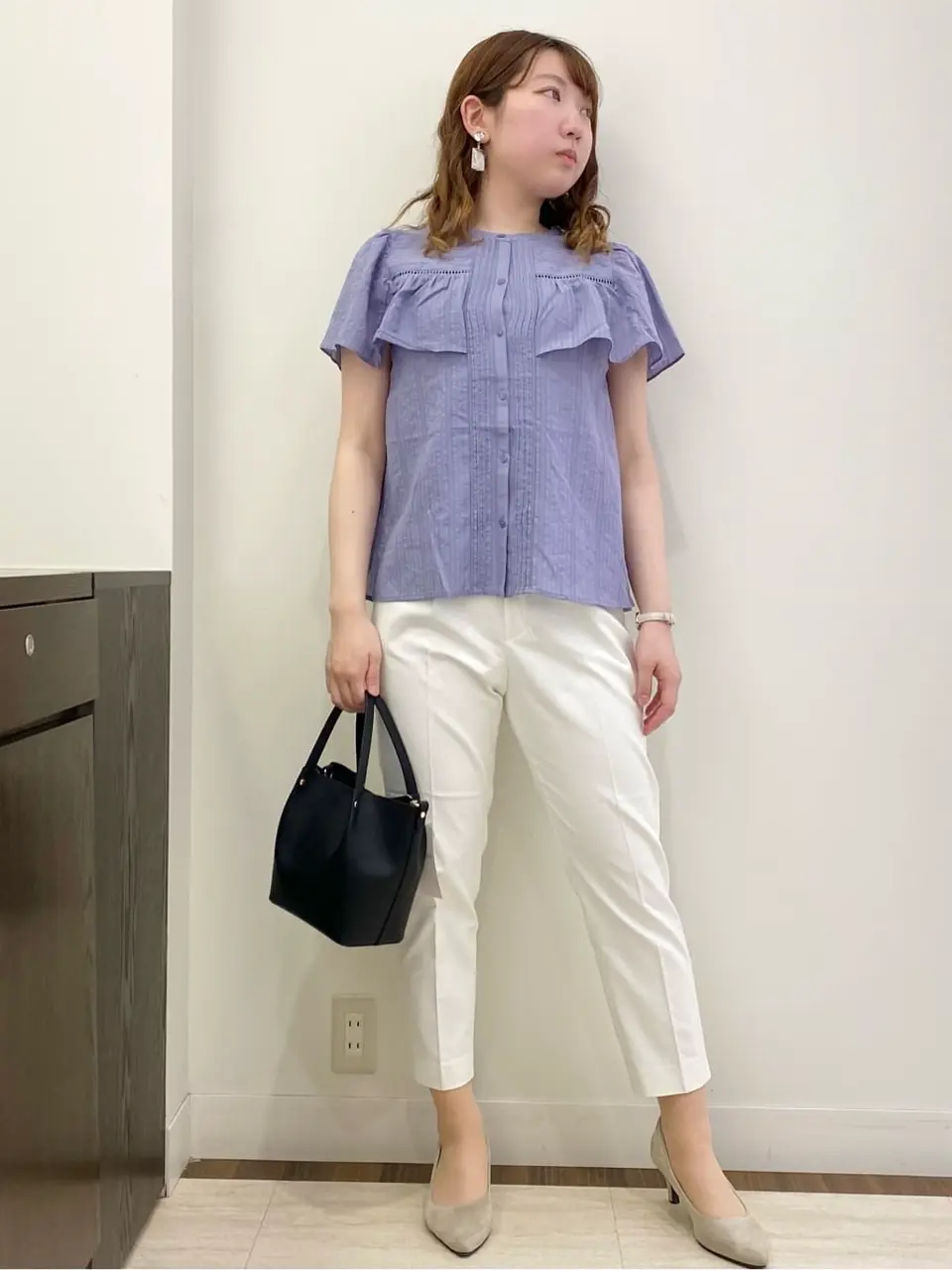 ANY SIS スタッフ コーディネート画像