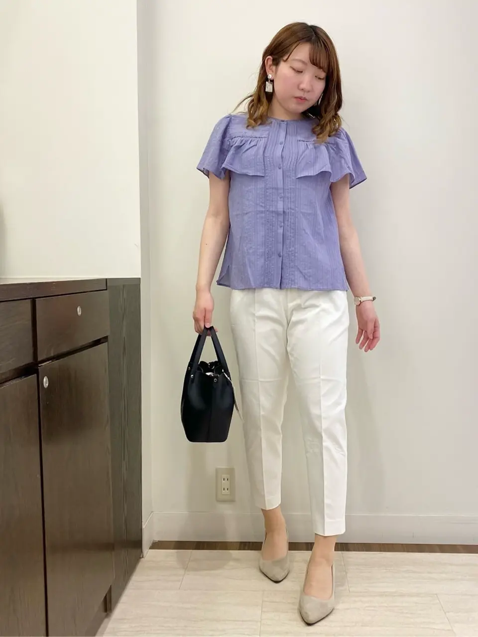 ANY SIS スタッフ コーディネート画像