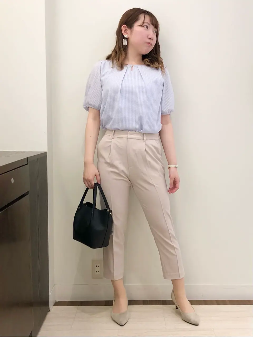 ANY SIS スタッフ コーディネート画像