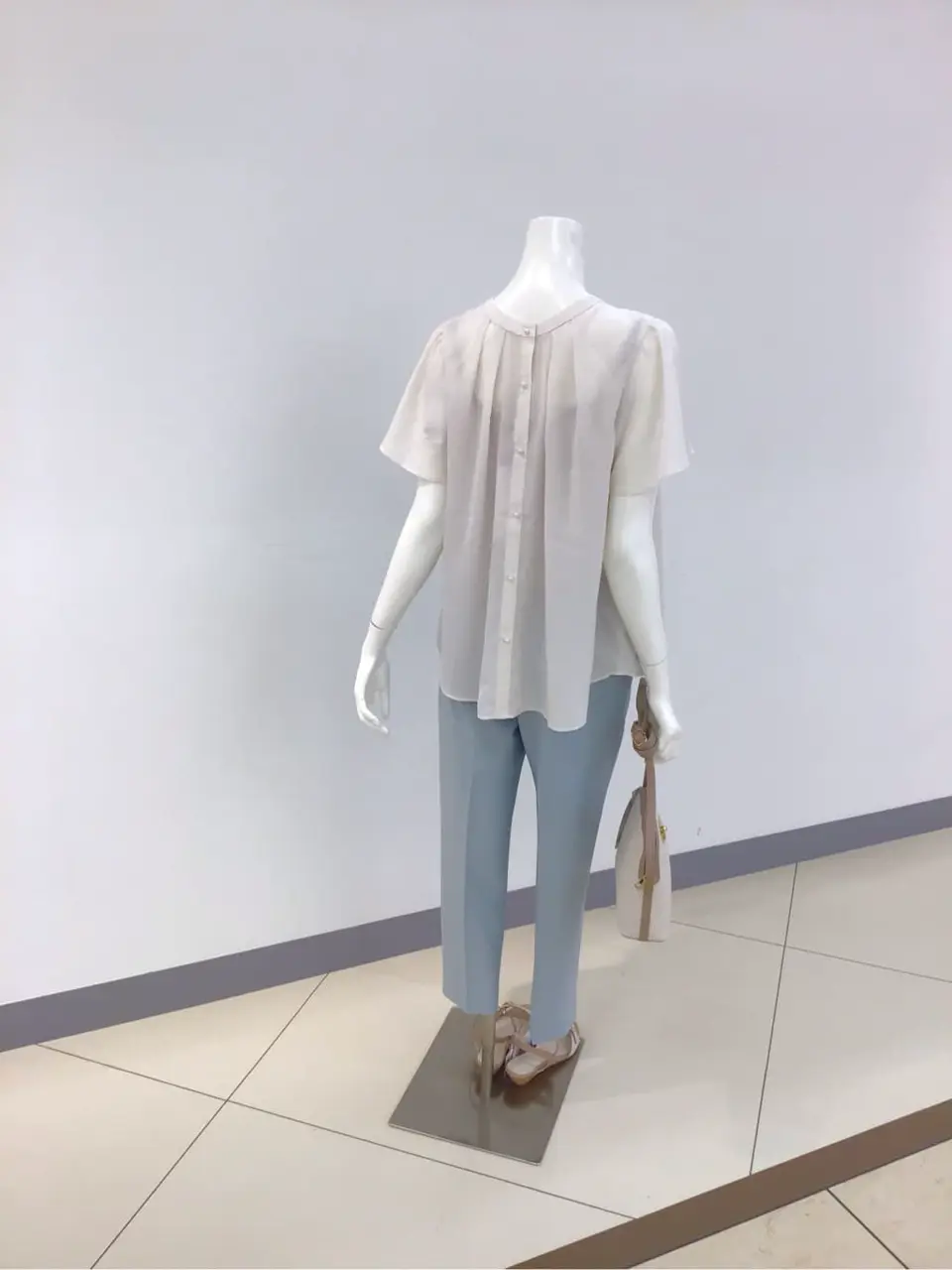 ANY SIS 本田 コーディネート画像