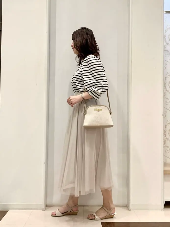 ANY SIS 横田 コーディネート画像