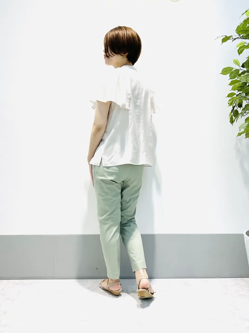 ANY SIS 岡本 コーディネート画像