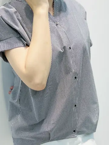 ANY SIS 岡本 コーディネート画像