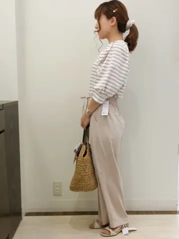 ANY SIS スタッフ コーディネート画像