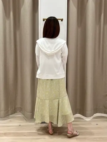 ANY SIS 瀬野 コーディネート画像