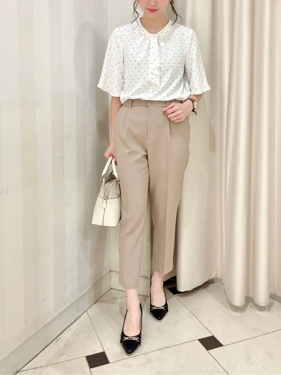 ANY SIS 金井 コーディネート画像