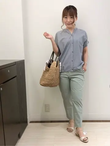 ANY SIS スタッフ コーディネート画像