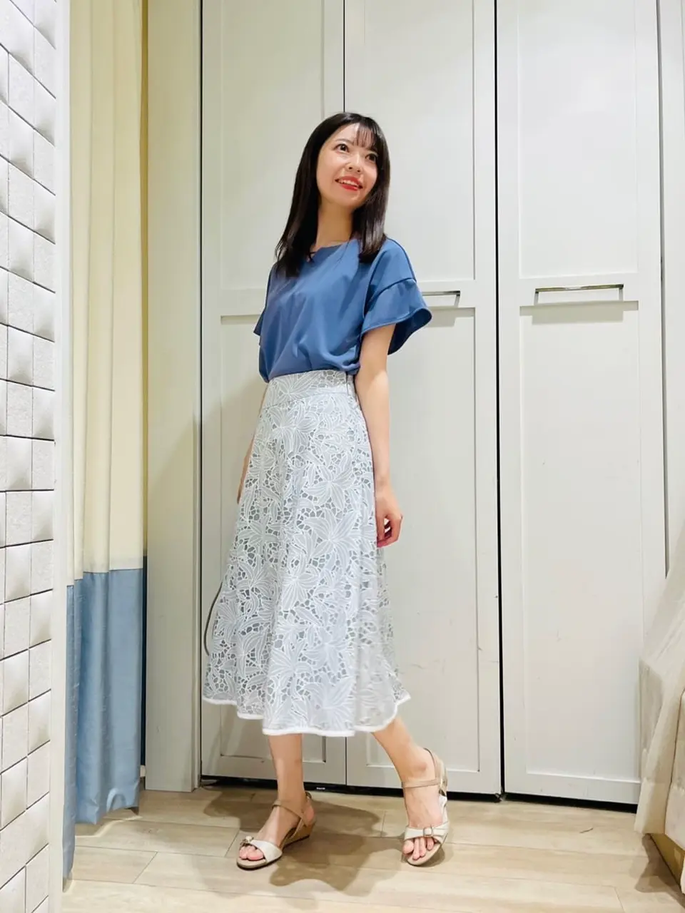 ANY SIS スタッフ コーディネート画像