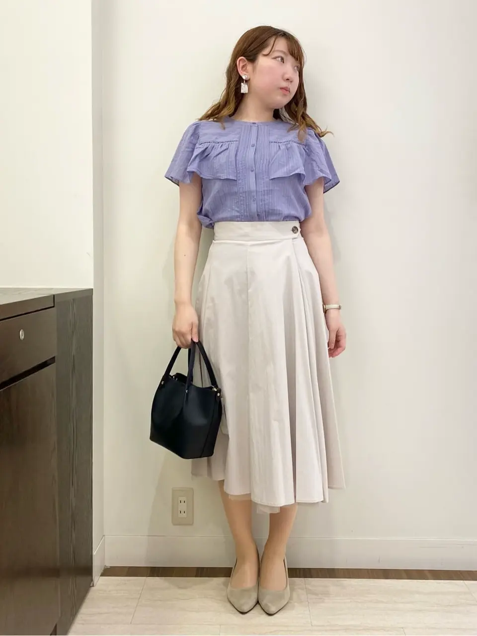 ANY SIS スタッフ コーディネート画像