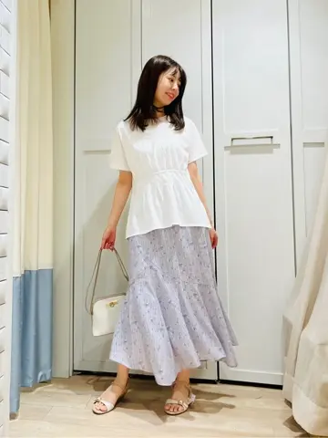 ANY SIS スタッフ コーディネート画像