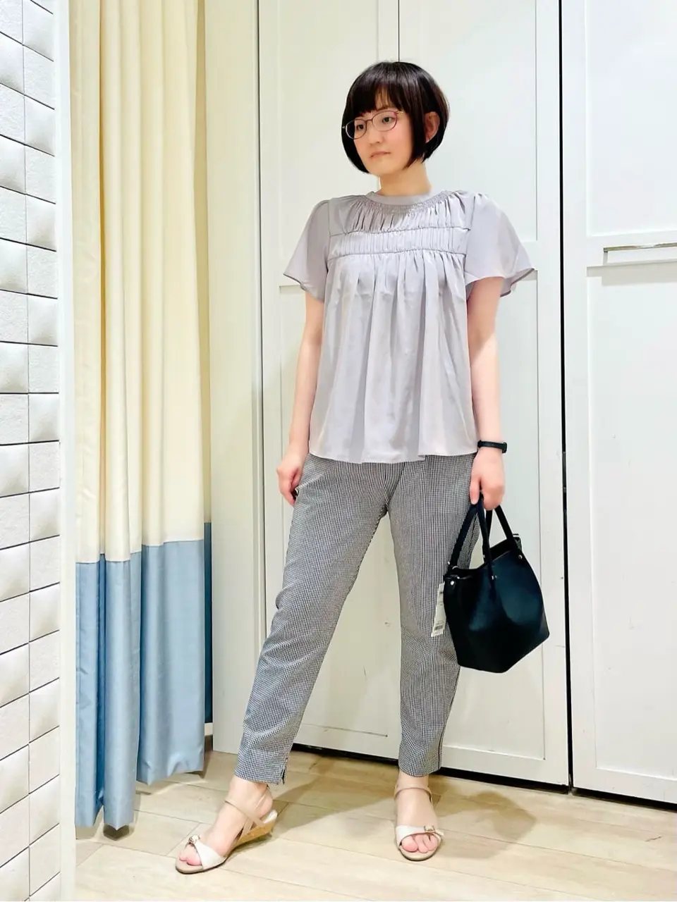 ANY SIS スタッフ コーディネート画像