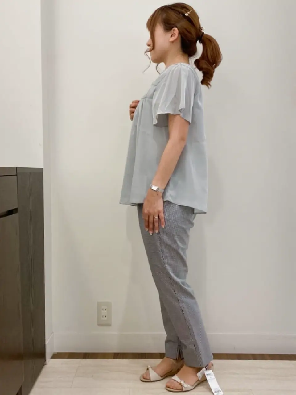 ANY SIS スタッフ コーディネート画像