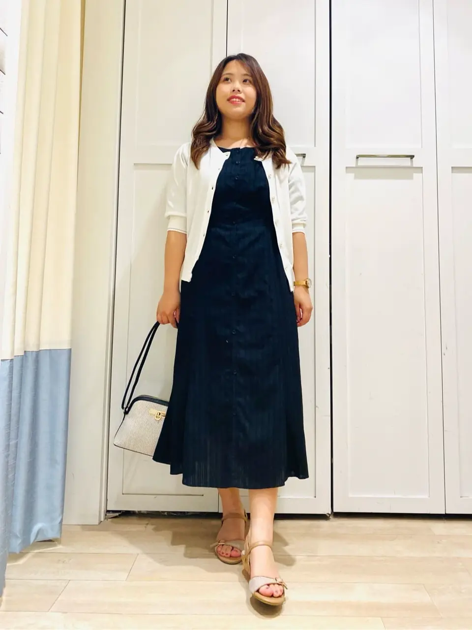 ANY SIS スタッフ コーディネート画像