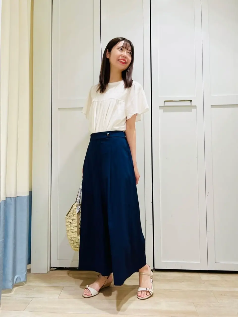 ANY SIS スタッフ コーディネート画像