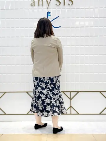 ANY SIS 西田 コーディネート画像